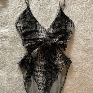 COPY - One piece Aerie bathing suits! Original post was cancelled so reposting!